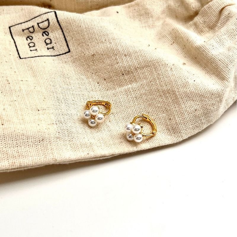 Women Fashion Simple Sterling Silver Pearl Floral Earrings