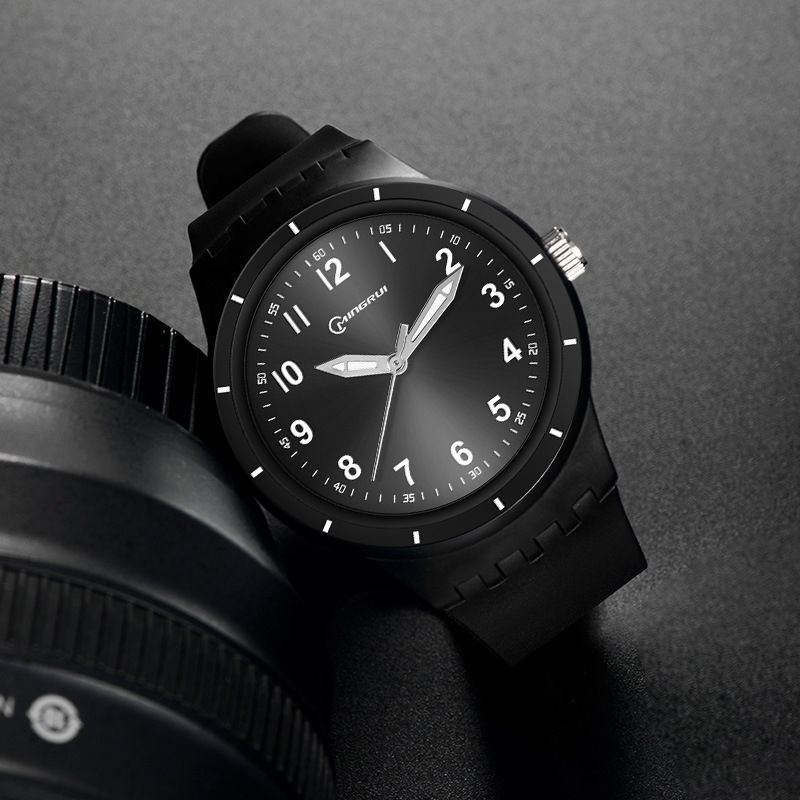 Men Simple Digital Round Dial Quartz Watch